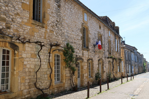 Ménage À Domicile Rueil-Malmaison